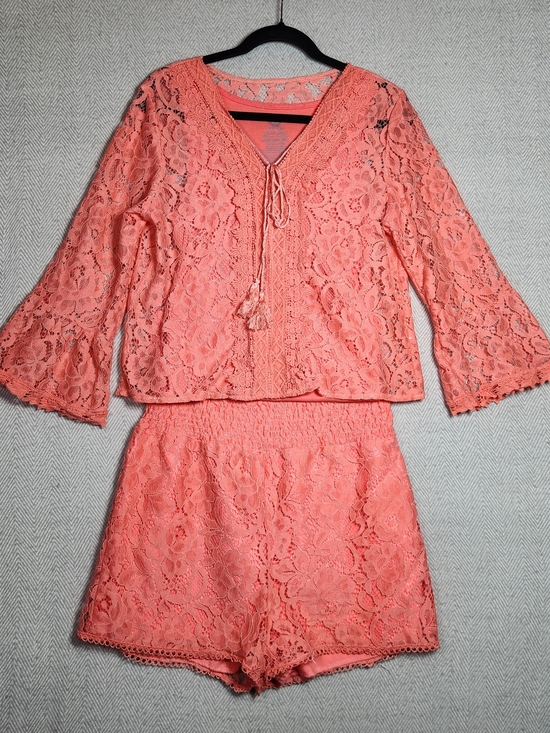no brand Pants - Lace Shorts Set Womens M Bell Sleeve Lace Top And Tank Under Coral